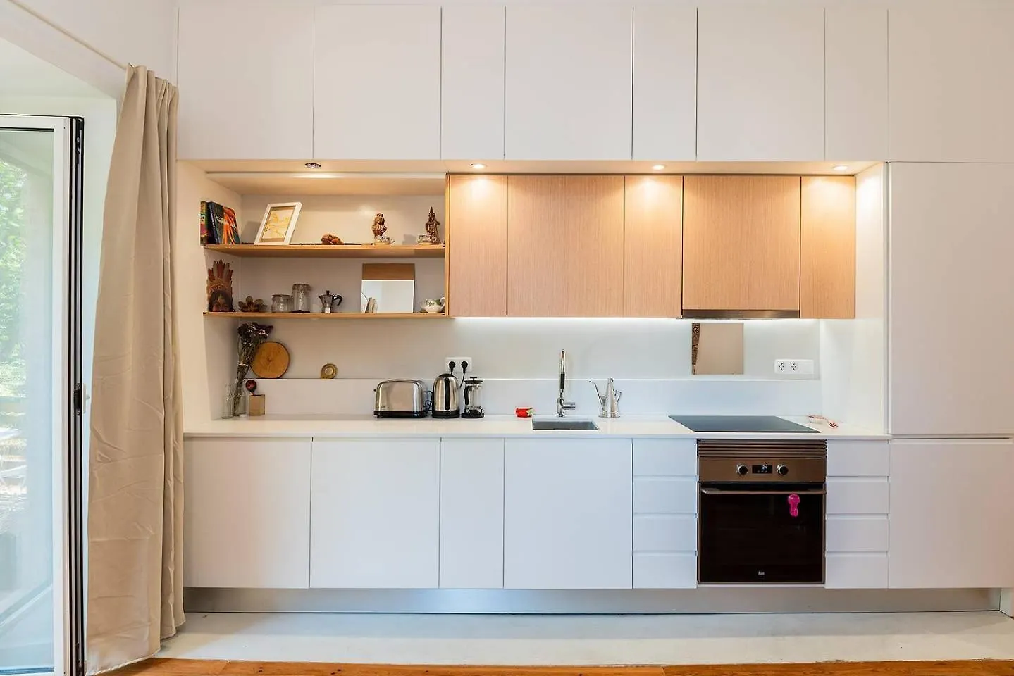 Cosy 2 Bed Flat With Terrace Near Av Liberdade Apartment Lisbon